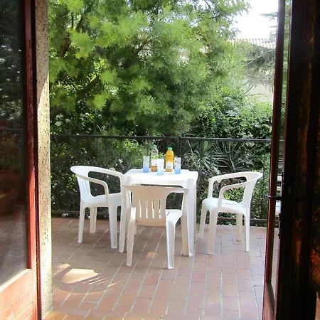 Dans Jardin *