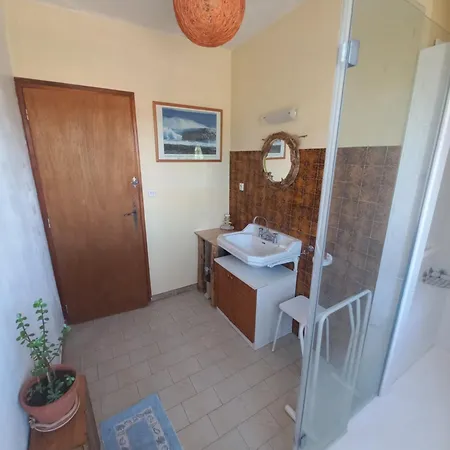 Habitación en casa particular Dans Jardin Montpellier